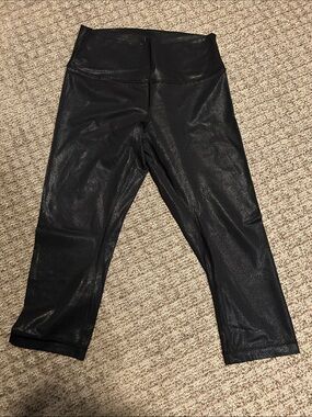 lululemon athletica Black Shiny Cropped Leggings